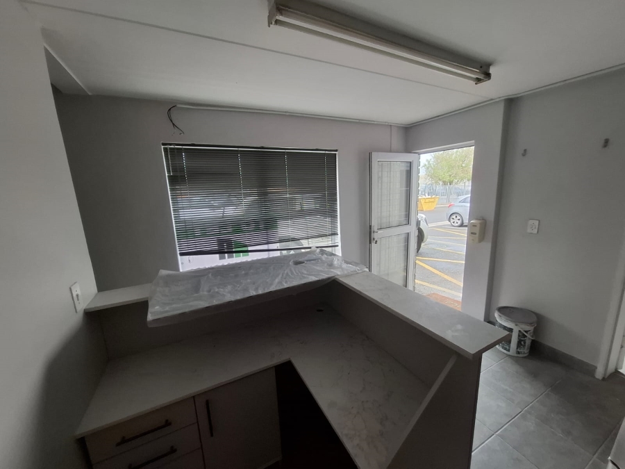 To Let Commercial Property for Rent in Brackenfell Central Western Cape